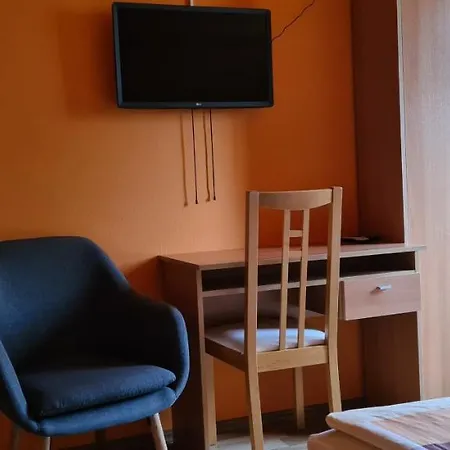 Ubytování v soukromí Hajas Familia Kiado Szobak *