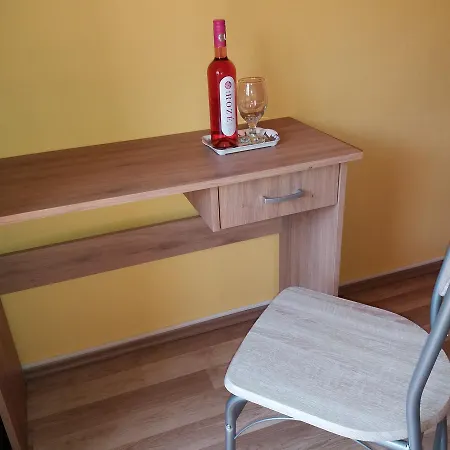 Hajas Familia Kiado Szobak * Balatonmáriafürdő