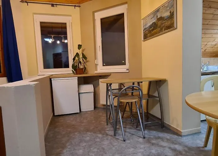 Hajas Familia Kiado Szobak * Balatonmáriafürdő